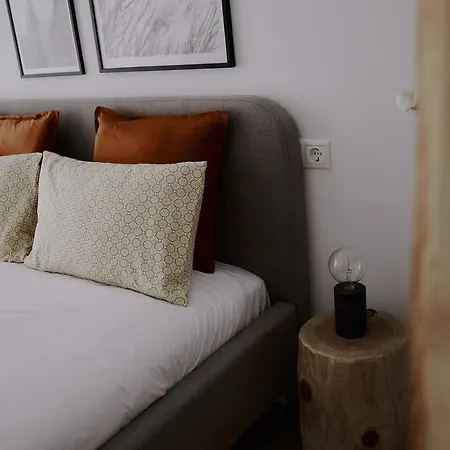 Zarey Gasthuis Oleiros